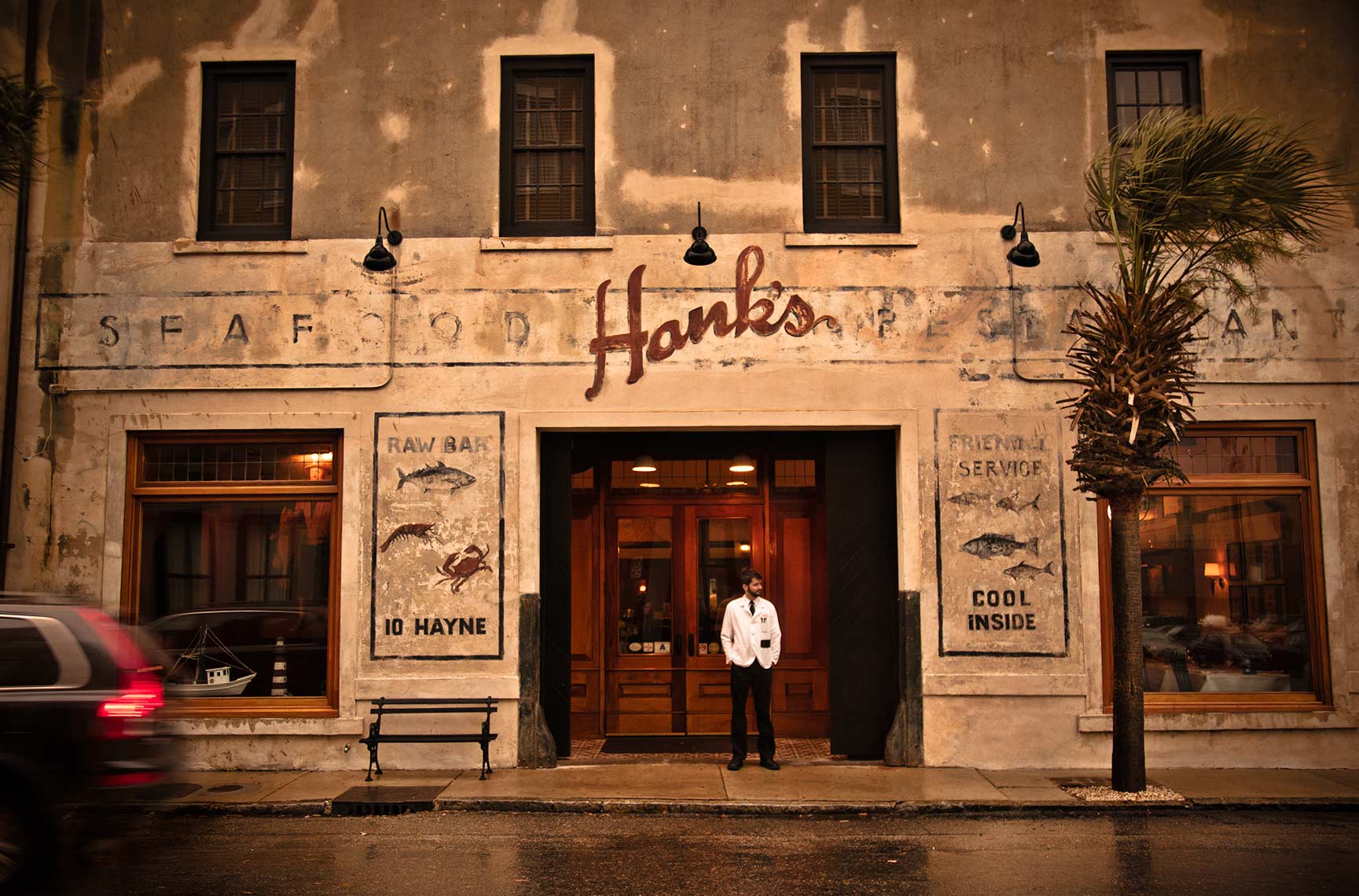 restaurant, charleston, SC, waiter